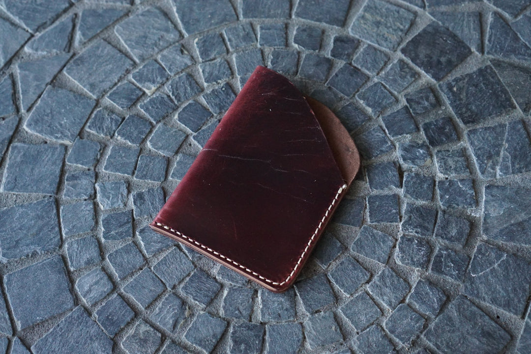 Stonewall - Color 8 Horsestrip (Horween) Front Pocket
